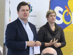 Forumā “Atbalsts uzņēmējiem” gūst informāciju