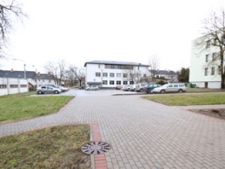 Vēlas paplašināt stāvlaukumu