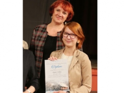 Literāri apdāvinātā Signe Viška
