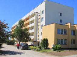 Atbalsta skolu apvienošanos