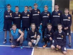 Starptautisks turnīrs, liela konkurence