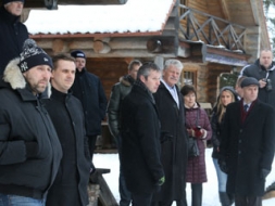 Saeimas Sporta apakškomisijas pārstāvji Madonā