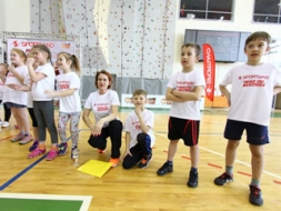 Madonu pārstāv “Fiksīši”