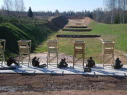 Kanonāde dienas garumā