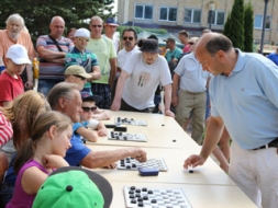 Vairākas stundas ar pasaules čempionu dambretē
