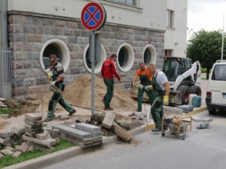 Labo izdrupušo bruģi