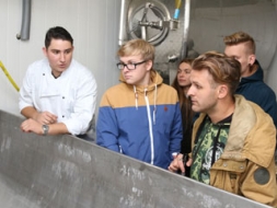 Iepazīst “Madonas alus” darītavu