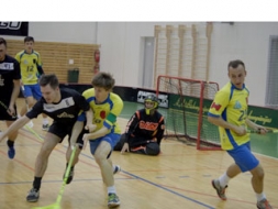Florbola sezonu iesāk ar uzvarām