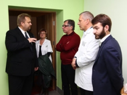 Pēteris Avens viesojas Madonas slimnīcā