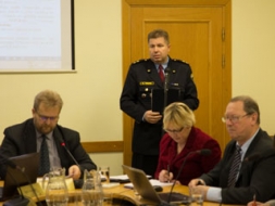 Rosina uzstādīt papildu kameras