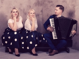 Uz Ziemassvētku koncertu aicina trio “Mediante”