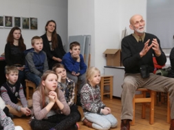 Skolā runā par kinētiskiem objektiem