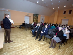 Piemērotāko vietu vēl nerod