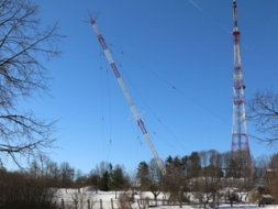 Cesvainē demontē vidējo viļņu antenu
