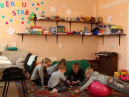 Bērnu un jauniešu istaba