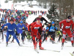 “Sportlat” slēpojums pulcē 300 dalībnieku