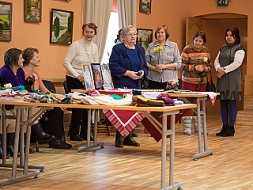 Rokdarbi ir meditācija, rada pozitīvas emocijas