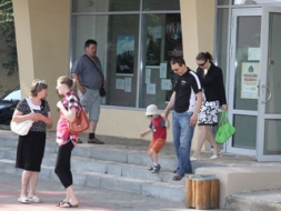 Var pieteikt darbam vēlēšanu iecirkņos