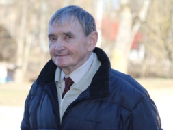 Saņem gada balvu medniecībā