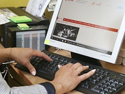 Cik pārņemti esam ar mobilajām ierīcēm?