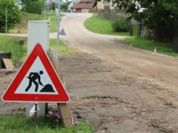 Turpina labiekārtot pilsētas ielas