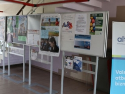 Iegādāsies displeju informācijas izvietošanai