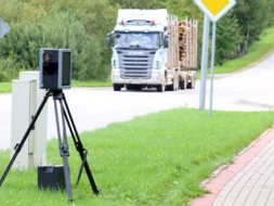 Pārvietojamais fotoradars liek piebremzēt