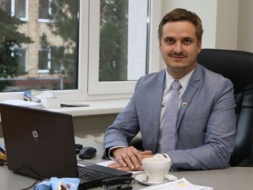 Turpinās iesāktie darbi