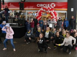 Svinīgi atklāj jauno zīmolu “Circle K”