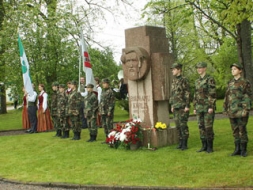 Četri piemiņas apliecinājumi Baumaņu Kārlim