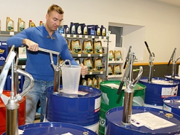 “Millennium Oils” – vieglajai un smagajai tehnikai