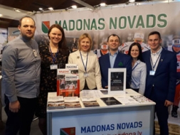 Aicina ceļot ziemā un vasarā