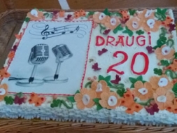 „Draugi” svin 20. jubileju