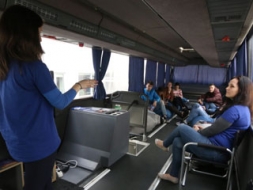Madonā piestāj īpaši aprīkots autobuss