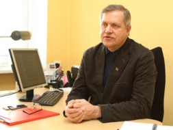 Diviem pagastiem viens pārvaldnieks