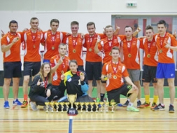 “KUMACE” uzvar čempionātā florbolā