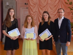 Skrides fonds apbalvo konkursu laureātus