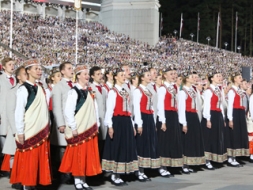 Latvijas simtgades Dziesmu un Deju svētki