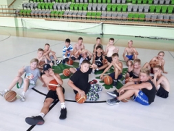 Basketbolisti Barkavā uzlabo prasmes