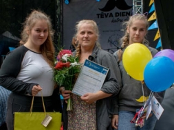 Apbalvotas “Latvijas Goda ģimenes 2018”