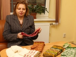 Sagaidīsim rakstainos cimdos