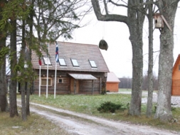 Dabai draudzīgā māja “Trizelnieku Ignatiņi”