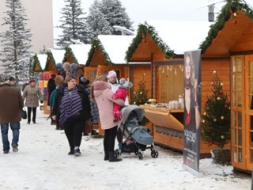 Atklāts “Ziemassvētku sajūtu tirdziņš”