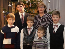 Saka paldies novada audžuģimenēm
