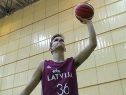 Arvis – U-16 valstsvienības treniņnometnē
