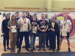 Noslēdzies Degumnieku čempionāts spiešanā guļus
