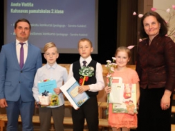 Sumina labākos skolu audzēkņus