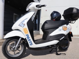 „Latvijas Pasts” sāk motorolleru testus