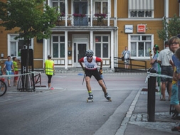 “Konkurējam ar pasaulē labākajiem rollerslēpotājiem”