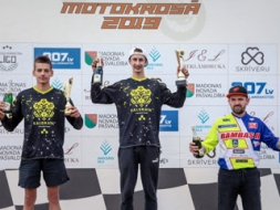 “Smeceres sila” trasē sacenšas motosportisti